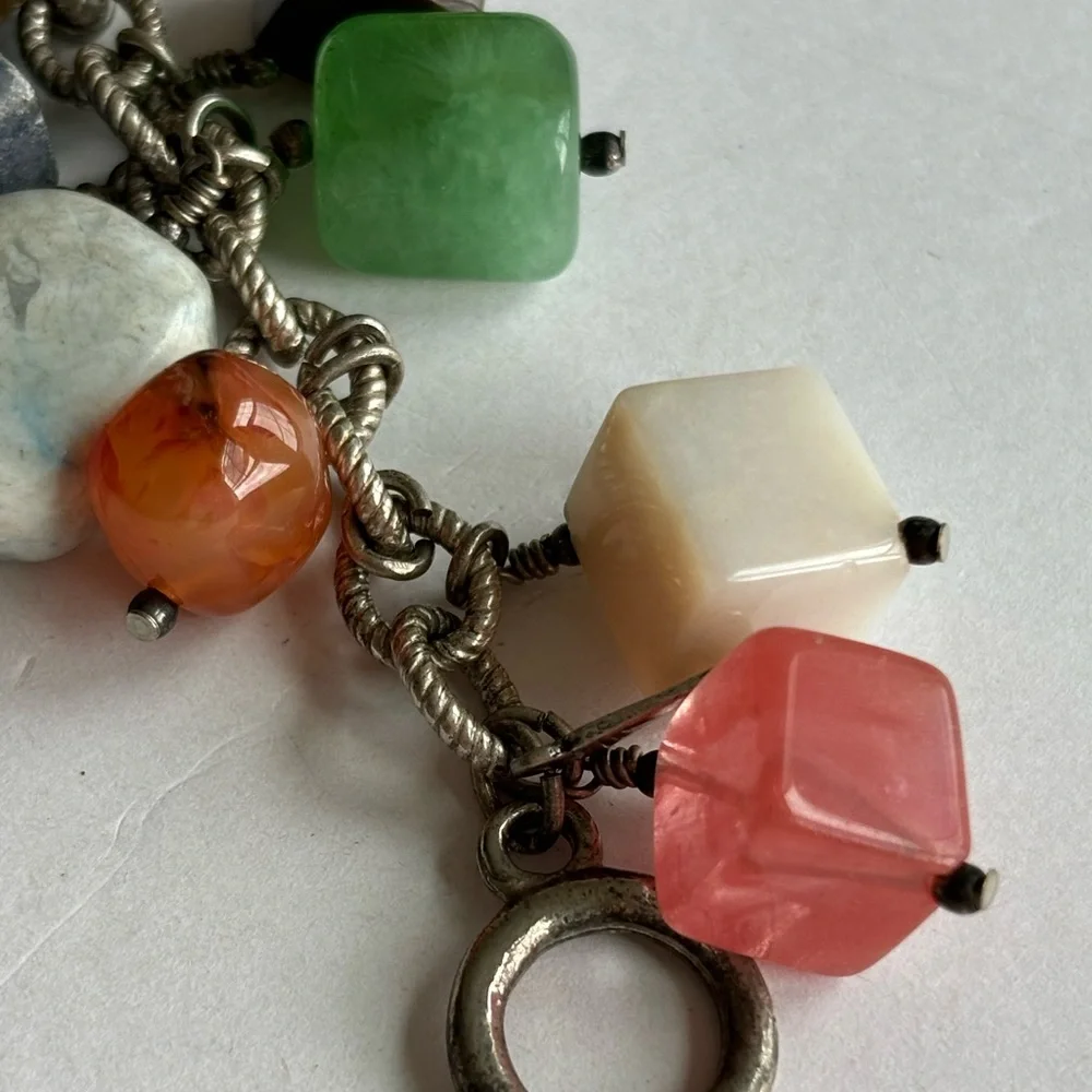 Rox bracelet made of glass & gemstones/ toggle clasp / silver tone/ 8 in length